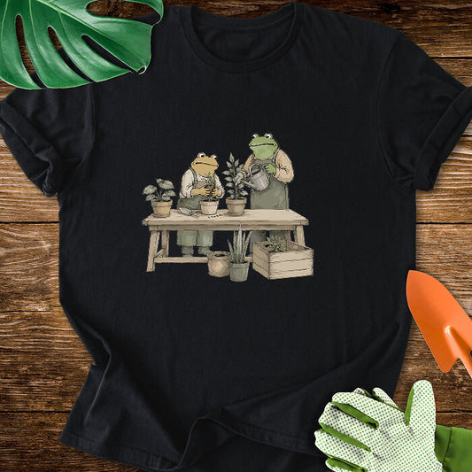 Frog Gardeners Planting Houseplants T-Shirt